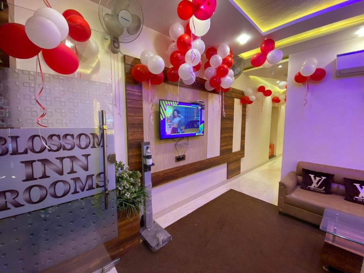 Hotel Blossom Inn Амритсар Экстерьер фото